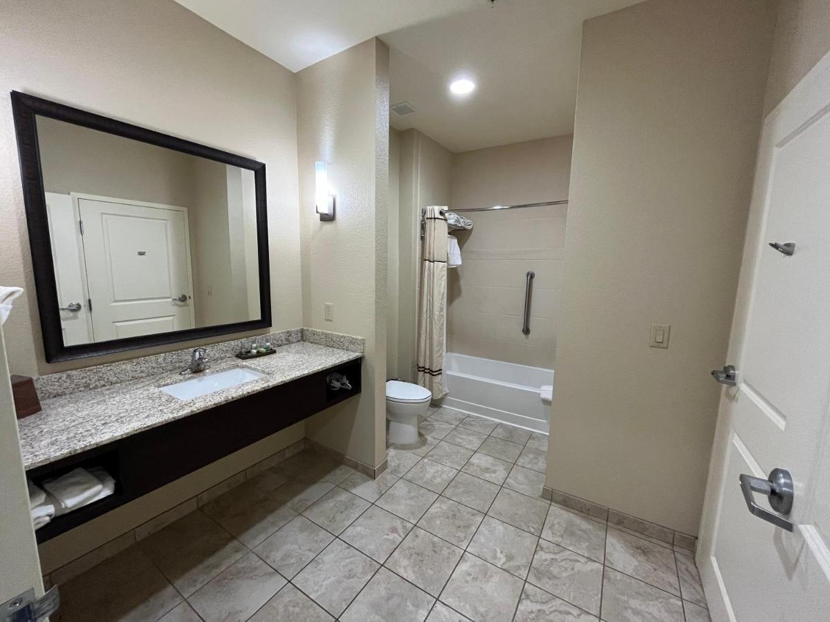 Comfort Inn & Suites Beeville Extérieur photo