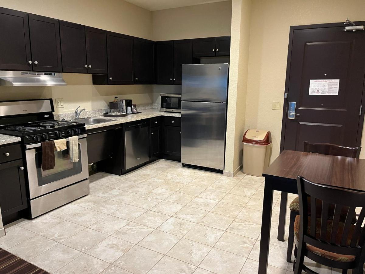 Comfort Inn & Suites Beeville Extérieur photo