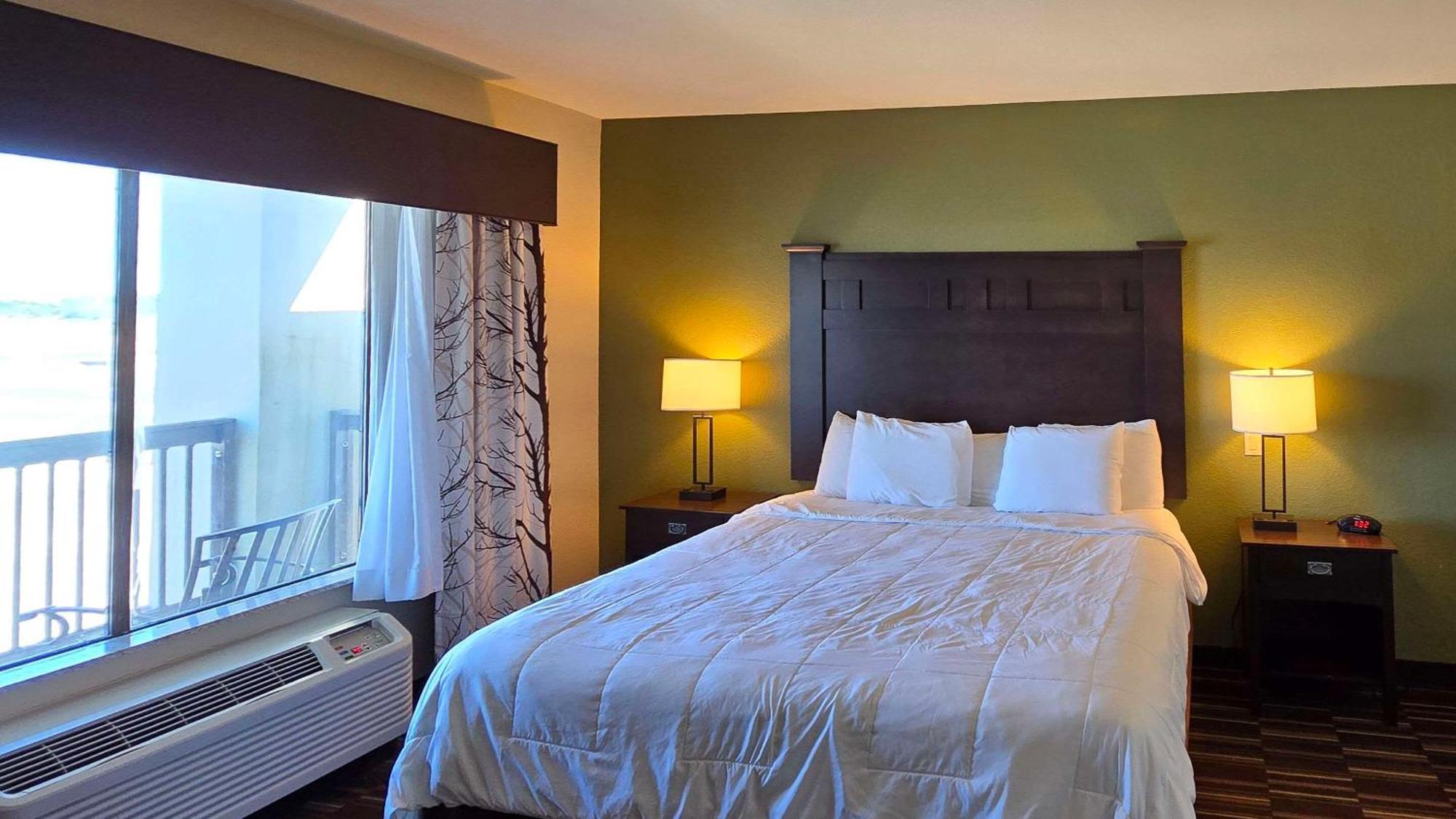 Comfort Inn & Suites Beeville Extérieur photo